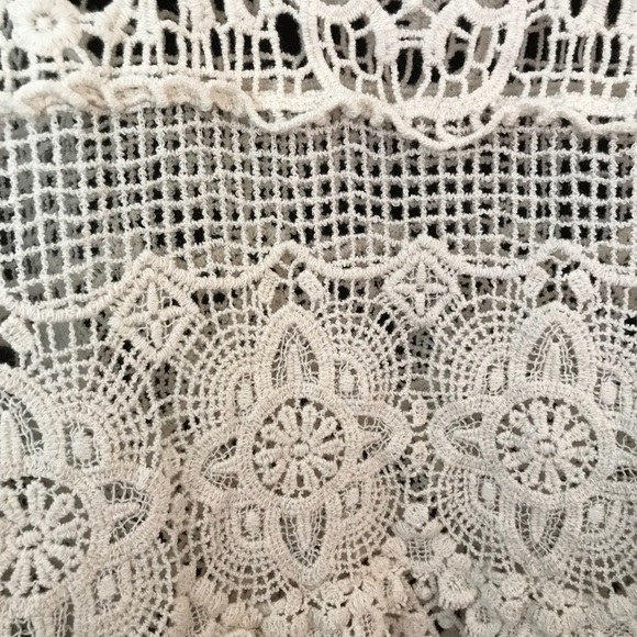 Crochet tank...pretty cream color - Picture 3 of 3